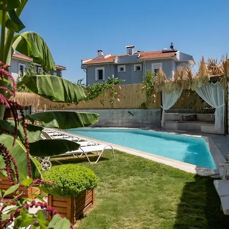 Ξενοδοχείο Jera Alacati *